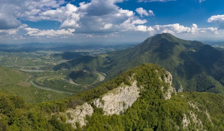 Ovačarsko-kablarska klisura - autor Adam Radosavljević