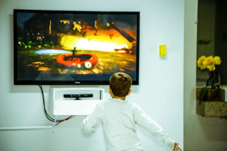 tv-nosači-dete