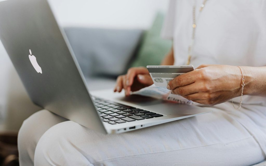 laptop-online-kupovina-kartica